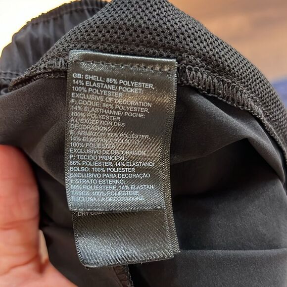 The North Face Women’s Black Athletic Running Shorts Elastic Waist Pockets Sz S - Picture 7 of 8